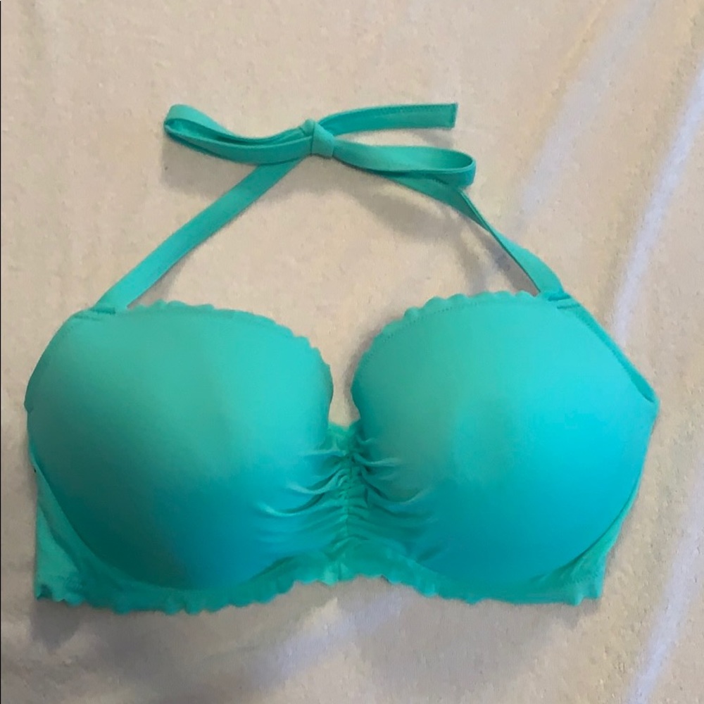 Victoria’s Secret Bikini Top (34DDD)